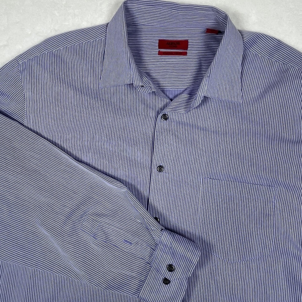 Alfani Fitted Dress Shirt Mens XL 17.5 34-35 Stretch Easy Care Purple White